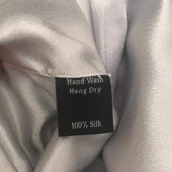 Haiying Snider, Size 4 Metallic Gray 100% Silk Mini Dress - Picture 12 of 12